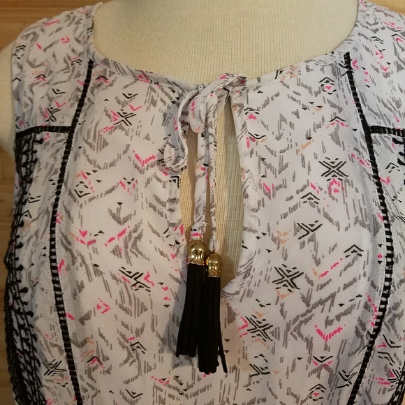 torrid Dresses & Skirts - Closet blowout Torrid Dress size 1 bobo flowy